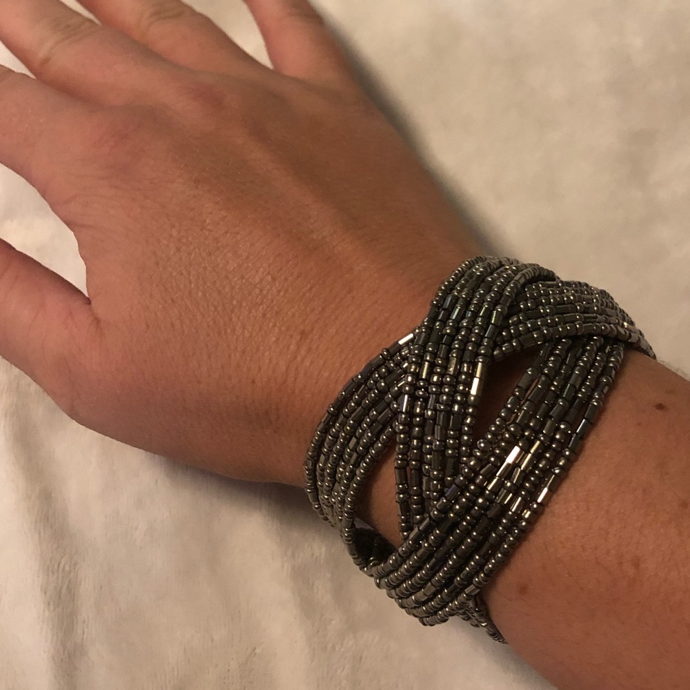 Gray sparkly cuff bracelet ✨